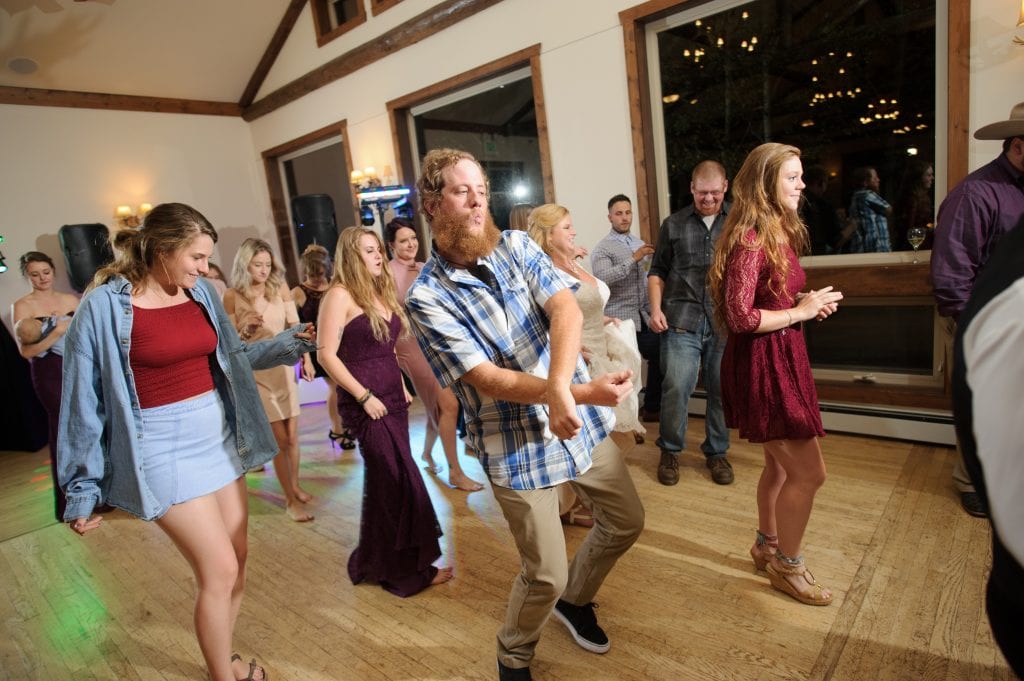 how to choose a wedding dj